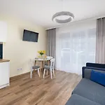 Modern In & By Renters شقة