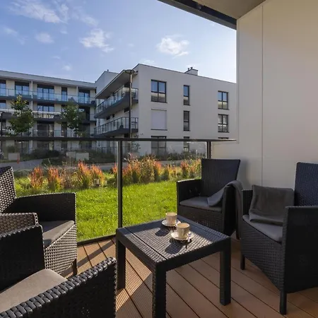 Modern In & By Renters شقة *