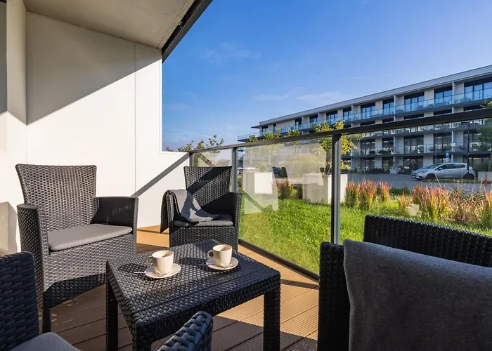 Modern In & By Renters Apartament