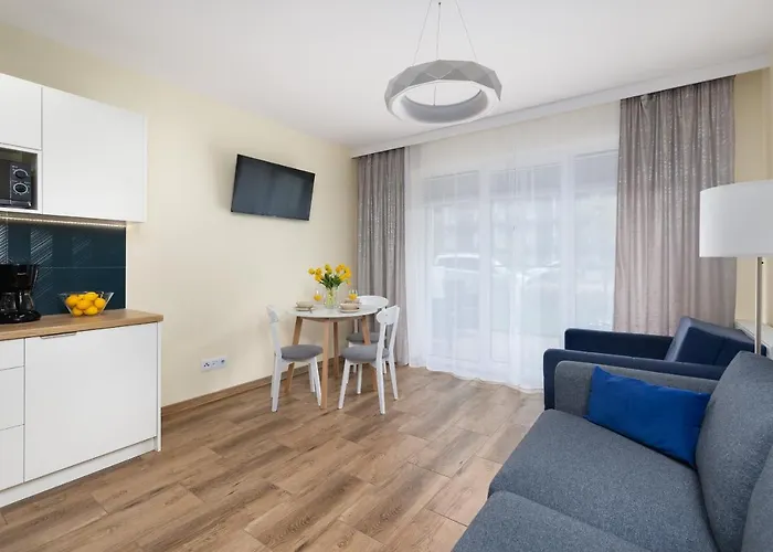 Modern In & By Renters Apartament